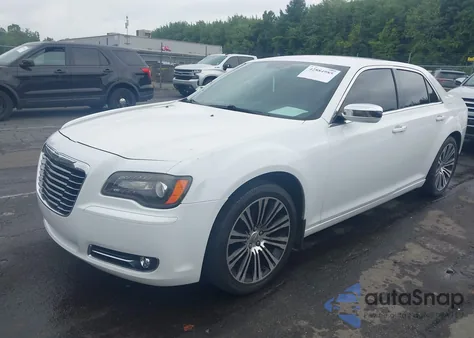 2013 Chrysler 300 300S from USA, damaged, VIN 2C3CCABG6DH657962